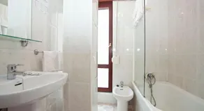 Hospedería Las Calzadas - Image 2