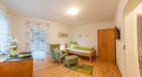 Haus Vis a vis - Image 2