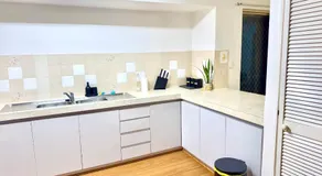 Affordable accommodation near Perth CBD - Image 5