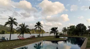 Peaceful 1-bedroom unit at Marina Island by JoMy Homestay - Image 2