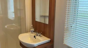 Place2bee,Family & Pet Friendly 6 Berth Caravan, Manor Park Hunstanton - Image 2