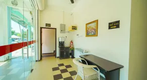 CMN Hotel & Homestay - Image 5
