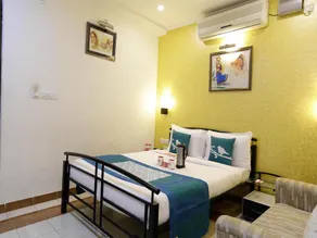 OYO 2730 Hotel Ethnic Residency - Image 2