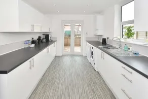 Townhouse @ 86 Brooklyn Street Crewe - Image 5
