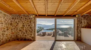 Villa Karima with Sea View - Image 5