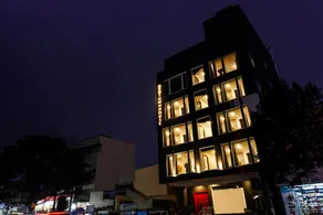 OYO Townhouse 196 Gudimalkapur - Image 3