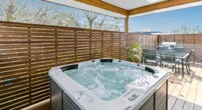 HALE KUPA | Rye Beach House | Spa | Tischtennis - Image 3
