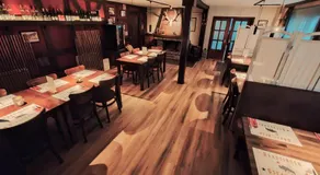 Roastineer Hotel - Image 4