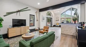 Lift House Lodge, Close to Gondola, Premium Studio Condo - Image 2