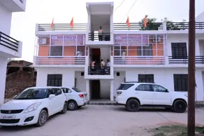 Jankivihar Homestay at Prahladghat within 1km from Shri Ram Mandir - Image 3