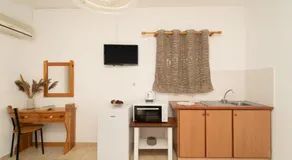 Tsimiklis Apartments - Image 4
