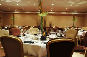 Hilton London Green Park Hotel - Image 4