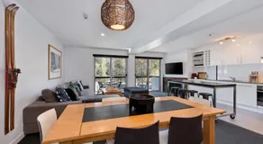Snowgoose Apartments - Image 2