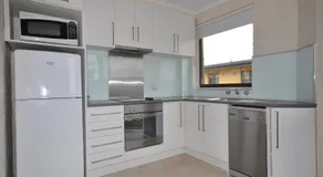 The Sands Holiday Apartments - Image 3