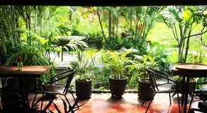 Cinco Hotel B&B - Image 3