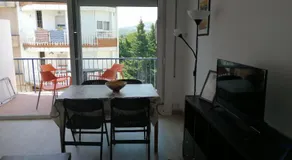 Apartament Passeig Maritim - Image 2