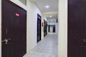 Super Hotel O Hanuman Nagar Kankarbagh Formerly Home Town - Image 5