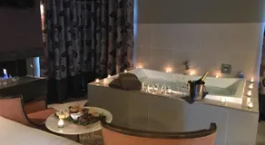 Spa Suites at RAVEN - Image 2