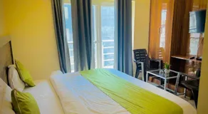 Hotel Blue Moon - Image 2