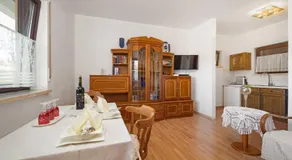 Cozy Apartment Hortenzija - Image 2