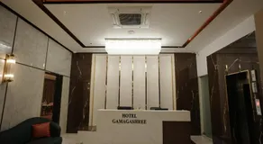 Gamagashree Hotel and Fine Dine - Image 3