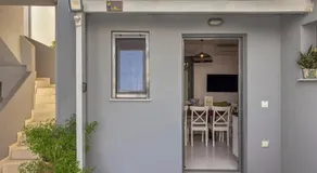 Alisahni Villa & Suite - Image 5