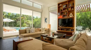Villa Marazul 5BR Beach & Golf Access - Image 2