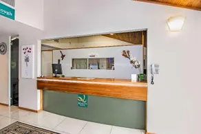 Quality Hotel Marlborough - Image 2