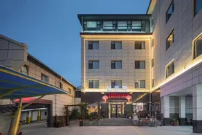 Yueluoji Hotel - Image 4