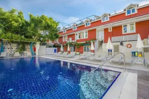 Tonoz Beach Hotel - Image 2