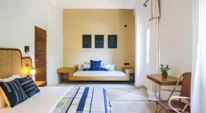 Heirloom Guesthouse - Image 2
