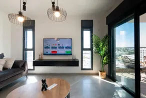 Luxury APT 3BR l New Tower & Parking l Mamad - Image 3