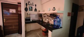 Couple Friendly Good Vibes Apartment near Airport - Image 3