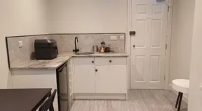 Crescent House - Image 4