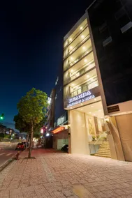 Branda Apartment & Hotel - Image 4