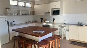 Kandos Hotel - Image 2