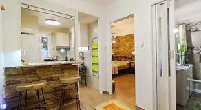 Dimelli's Home in Athens - Comfort & Style Stay - Image 2