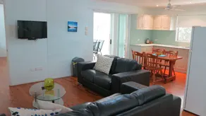 Lana's Cottage - Arcadia - Image 2