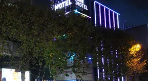 Line Motel - Image 5