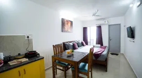 Yellow Bells Studios And Suites - Image 2
