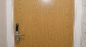 Walk to City Hotspots Liverpool 1BD Apartment - Image 3