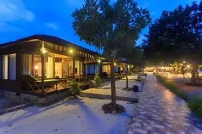 Sylvia Hotel & Resort Komodo - Image 4