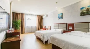 GreenTree Inn Shanghai Huinan Jinghai Road Express Hotel - Image 2