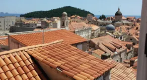 Kingslanding Old Town Hostel - Image 5