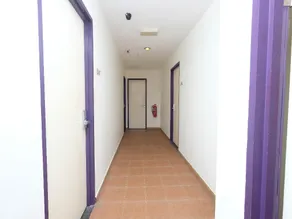 OYO 984 Kings Hotel - Image 4