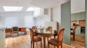 Bright & Spacious Apartments in Central Paris 15th - Image 5