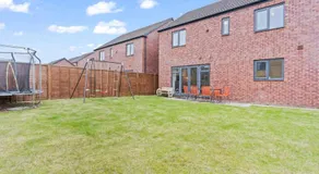 Luxury Modern House - 8 mins to NEC, Airport - Image 5