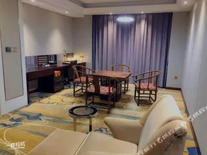 Star City Hotel - Image 5