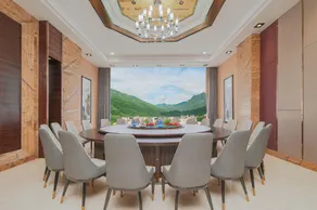 Shennongjia Shengjing Yijia Hotel (Songbai Central Street Branch) - Image 3