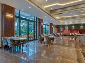 Woodrose Banquets and Hotel - Image 3